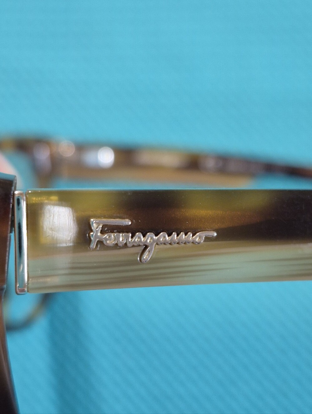 Salvatore Ferragamo Womens Sunglasses - Picture 6 of 6